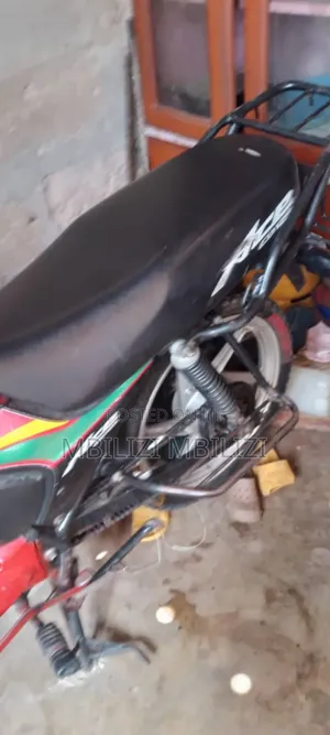 Honda 2025 Red