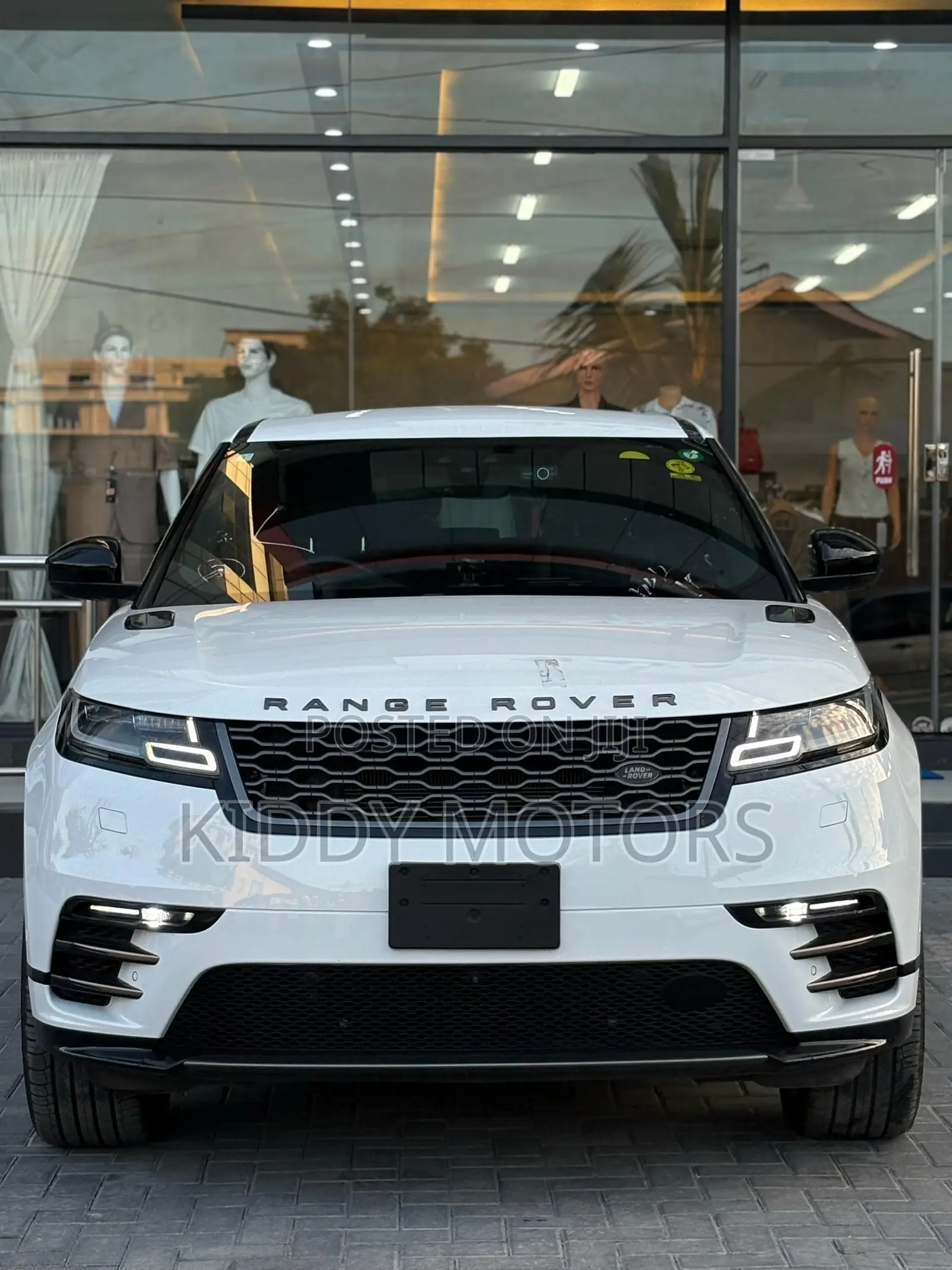 Land Rover Range Rover Velar 2019 White