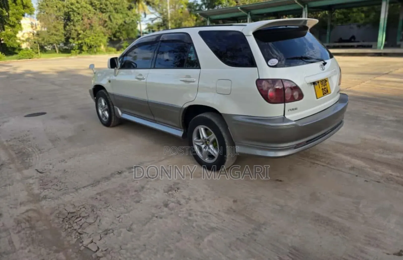 Toyota Harrier 2002 White