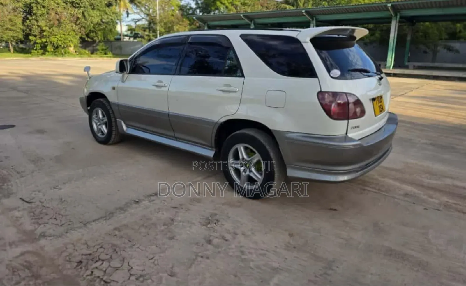 Toyota Harrier 2002 White