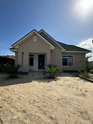 4bdrm House in Bunju Beach for rent