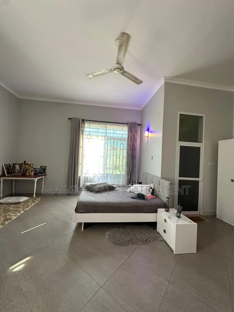 4bdrm House in Bunju Beach for rent