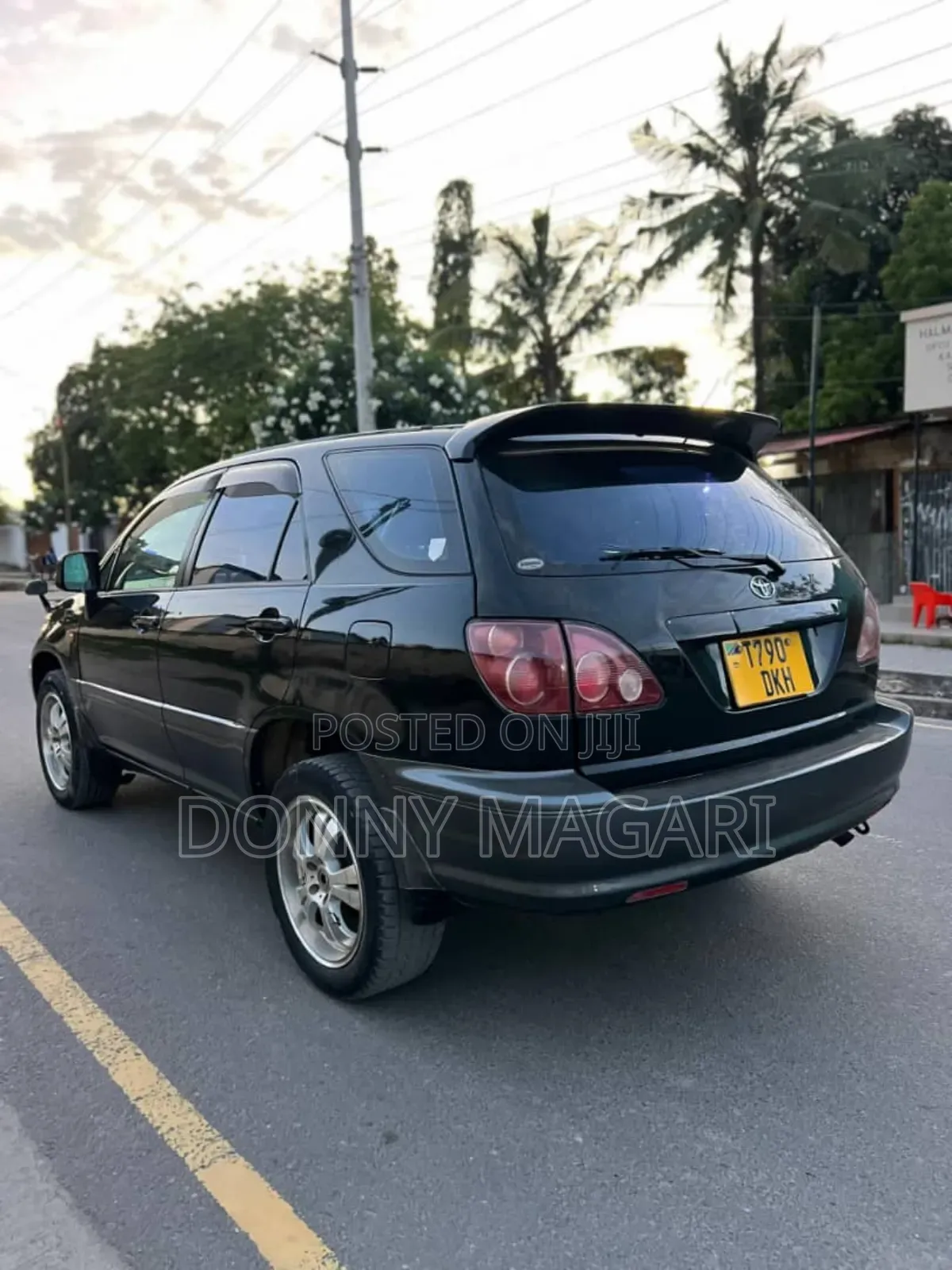 Toyota Harrier 2001 Black