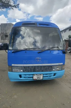 Toyota Coaster 2010 Blue