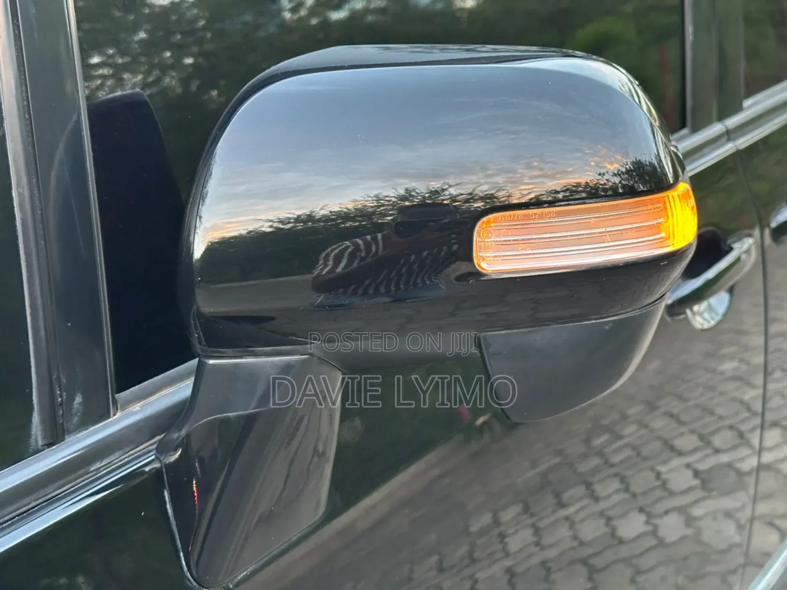 Toyota Noah 2.0 143hp AWD (8 Seater) 2008 Black