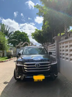 Toyota Land Cruiser 2016 Black