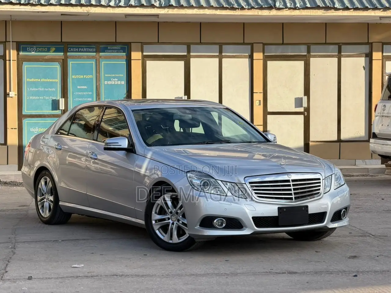 Mercedes-Benz E300 2012 Silver