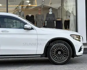 Mercedes-Benz GLC-Class 2017 White