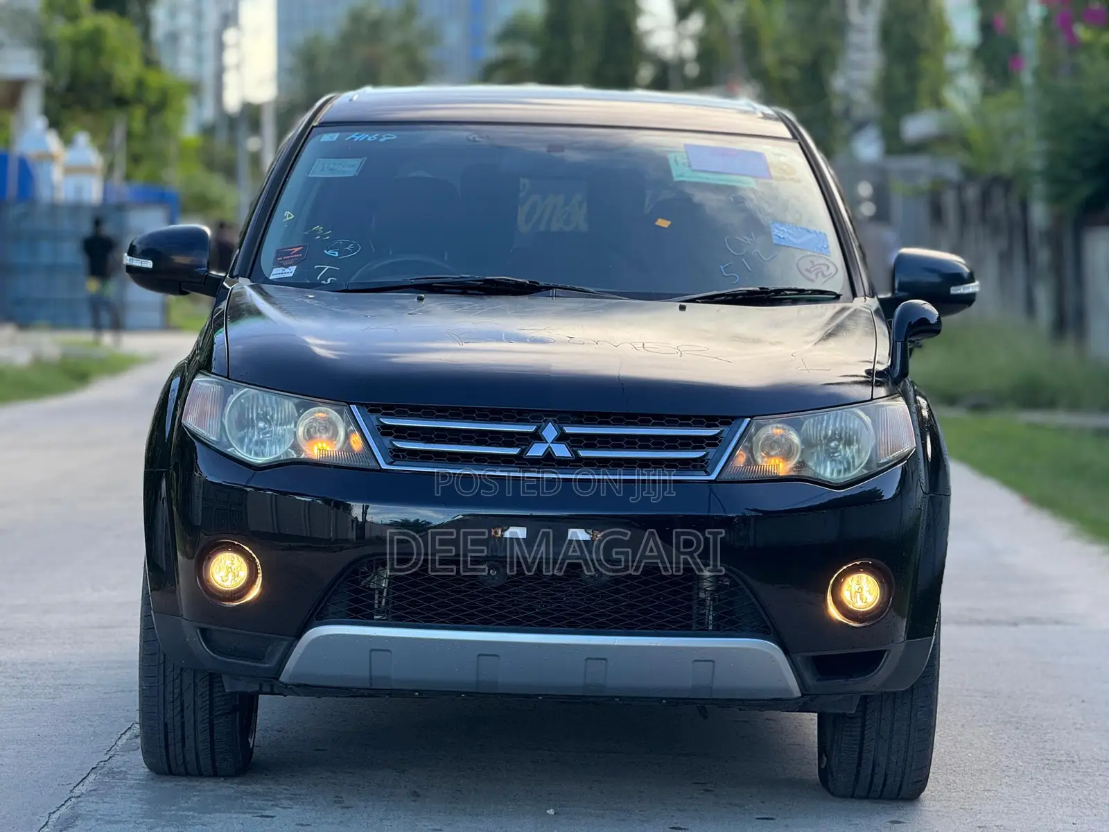 Mitsubishi Outlander 2012 Black