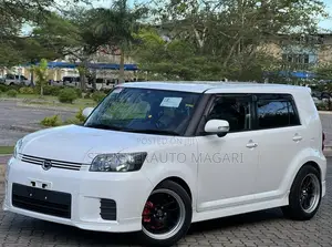 Toyota Corolla Rumion 2009 White