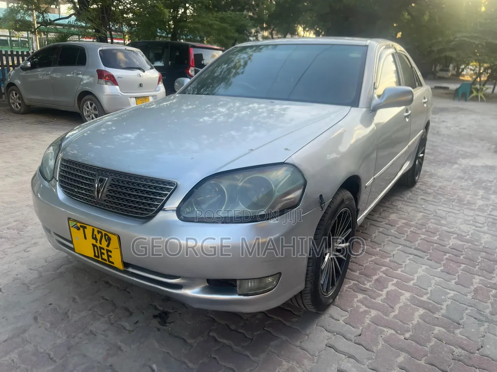 Toyota Mark II 2002 Silver