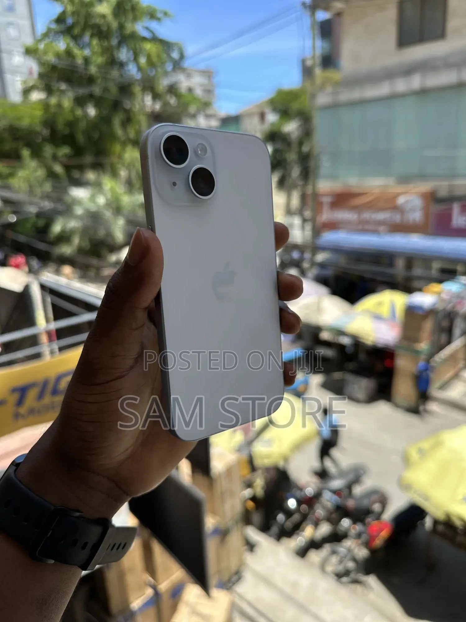 Apple iPhone 15 128 GB Green