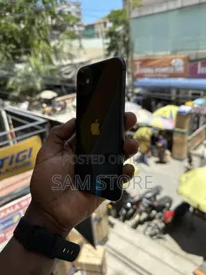 Apple iPhone 11 64 GB Black