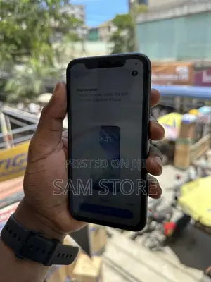 Apple iPhone 11 64 GB Black