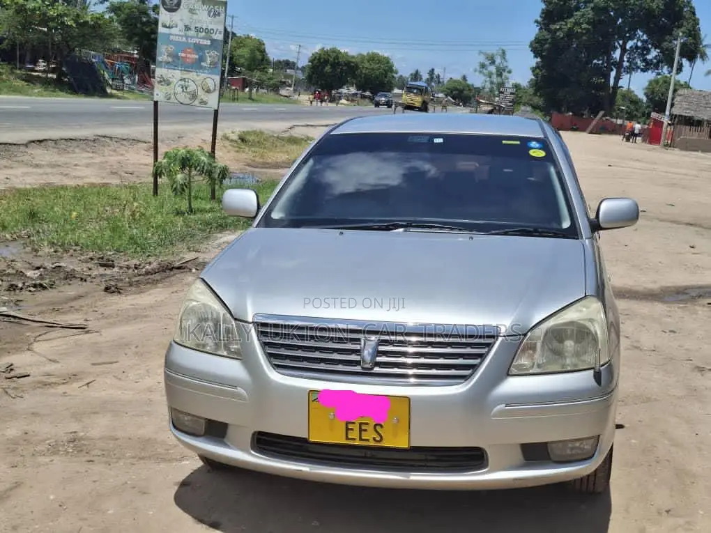 Toyota Premio 2005 Silver