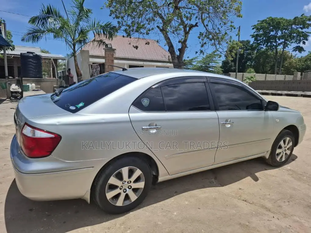 Toyota Premio 2005 Silver