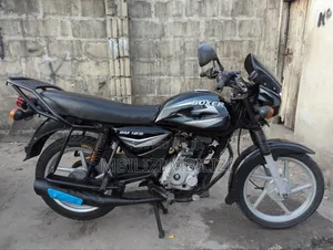 Bajaj Boxer 125 2024 Black