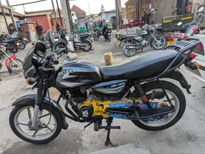 Bajaj Boxer 125 2024 Black