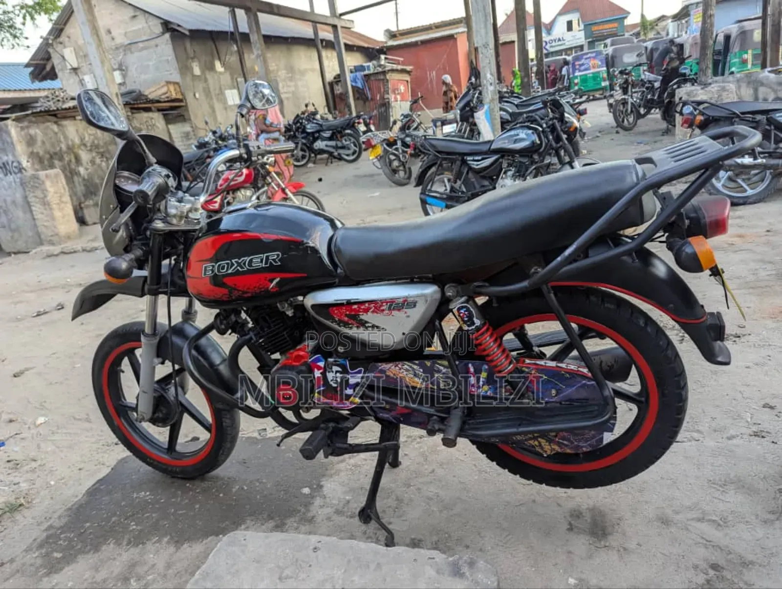 Bajaj Boxer X125 2024 Black
