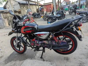 Bajaj Boxer X125 2024 Black