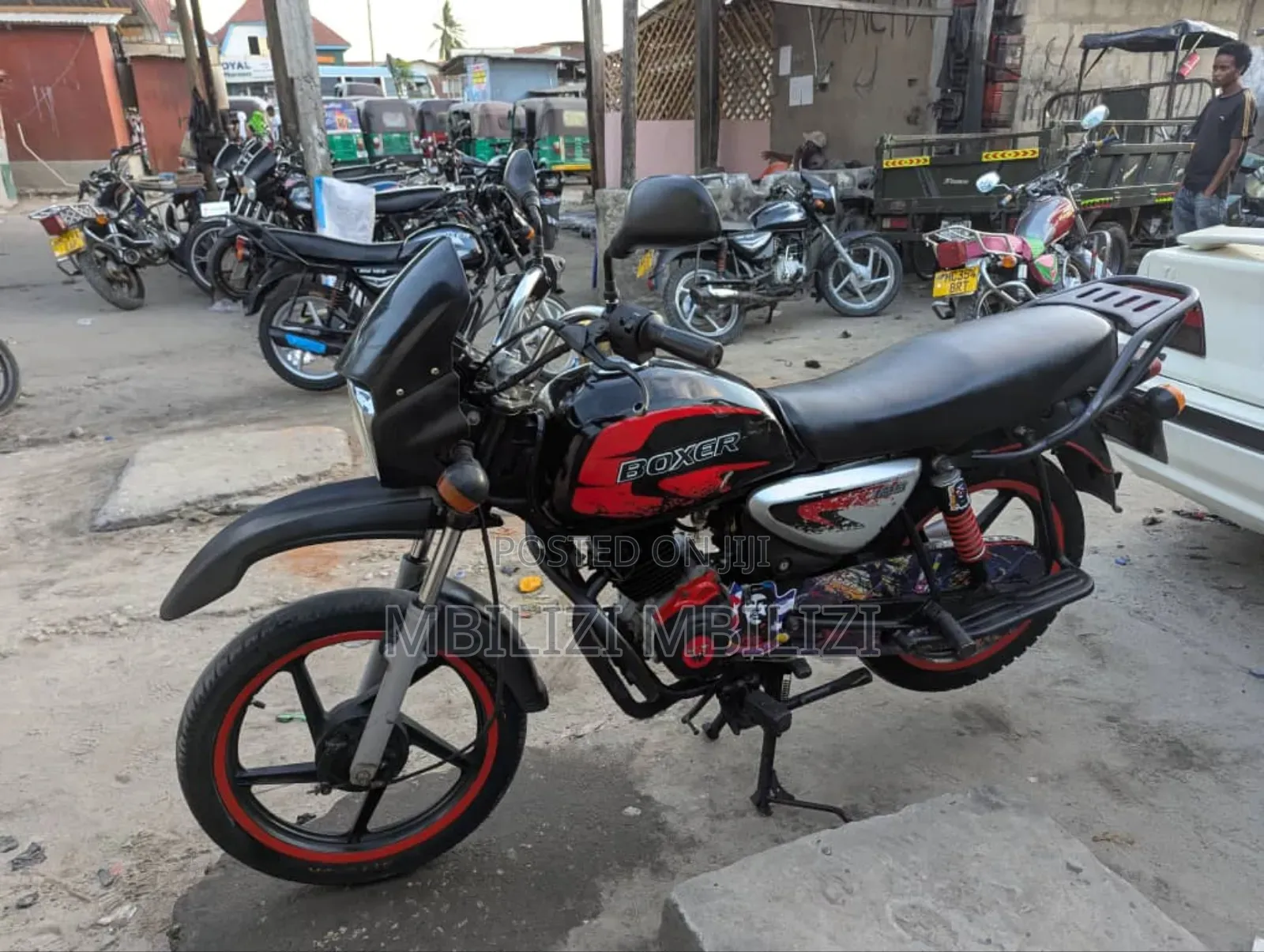 Bajaj Boxer X125 2024 Black