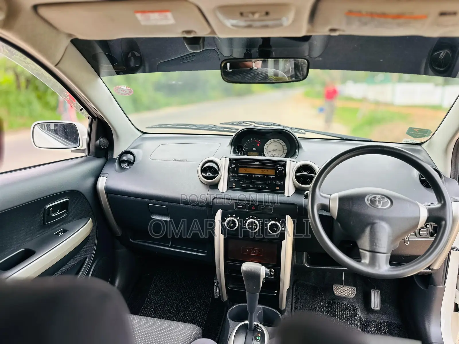 Toyota IST 2004 Pearl