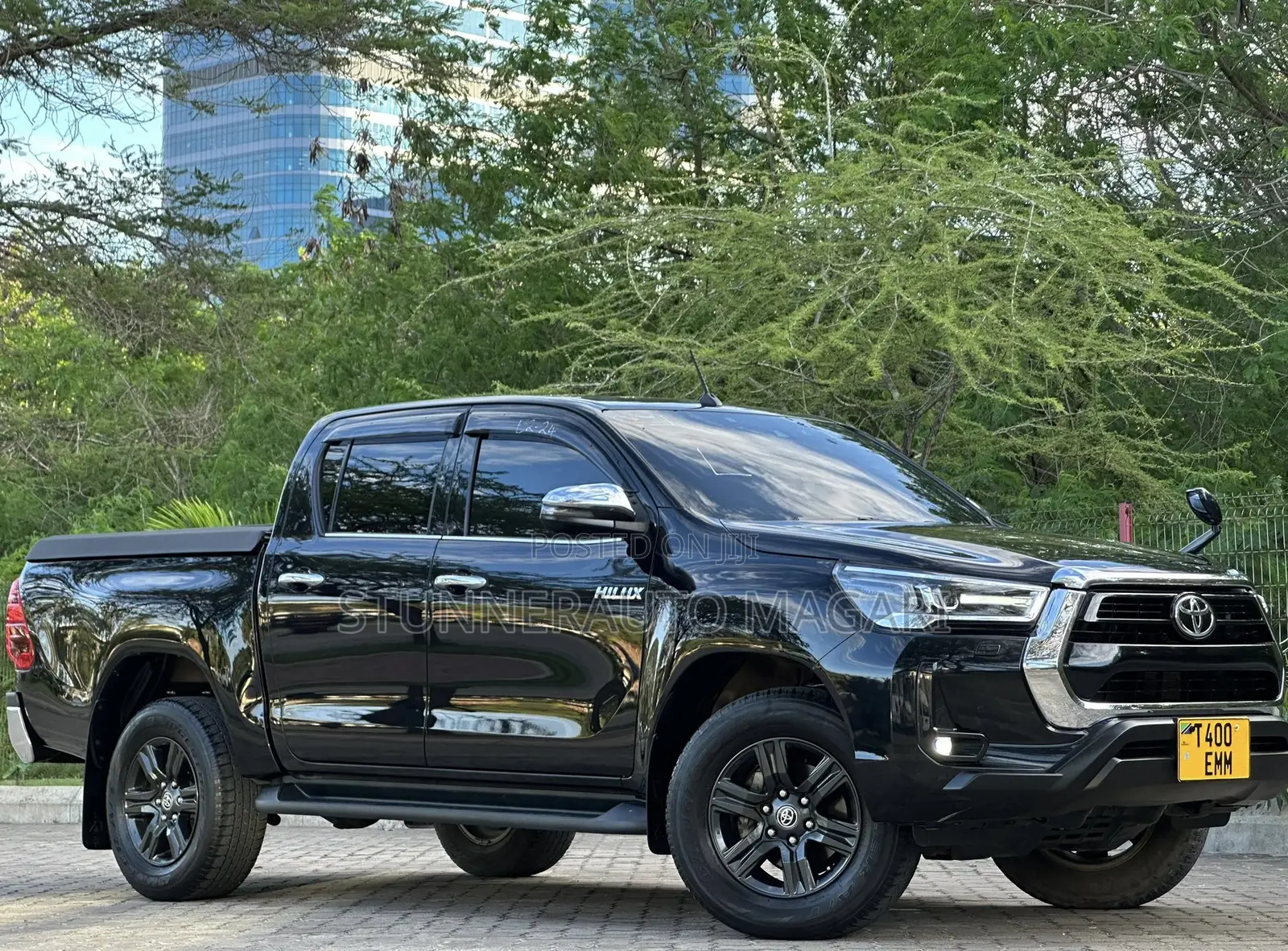 Toyota Hilux 2022 Black