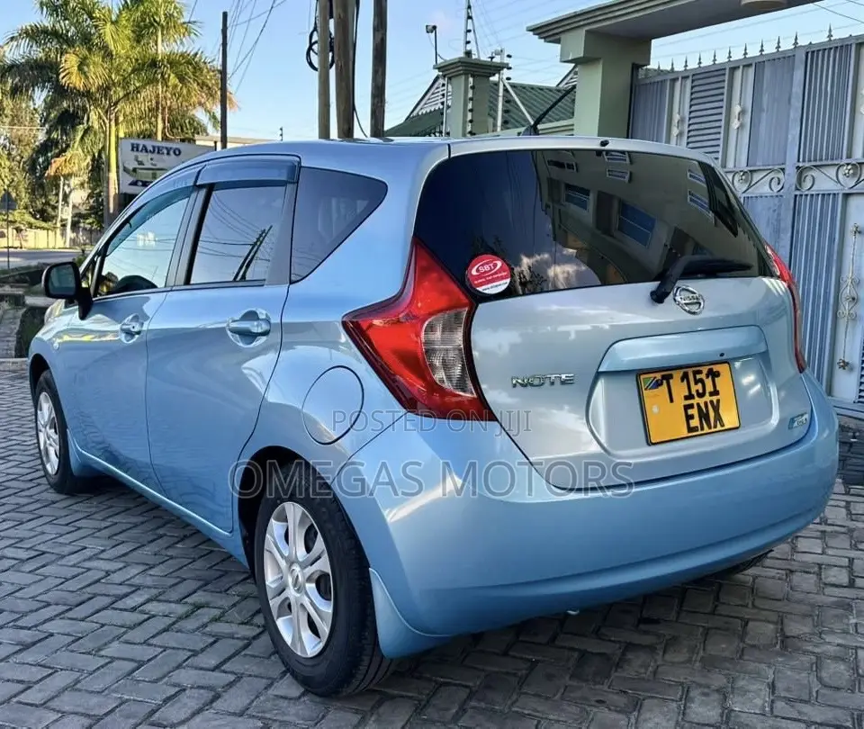 Nissan Note 1.2 Petrol 2012 Blue
