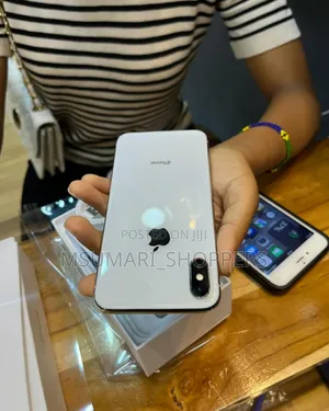 Apple iPhone X 64 GB White