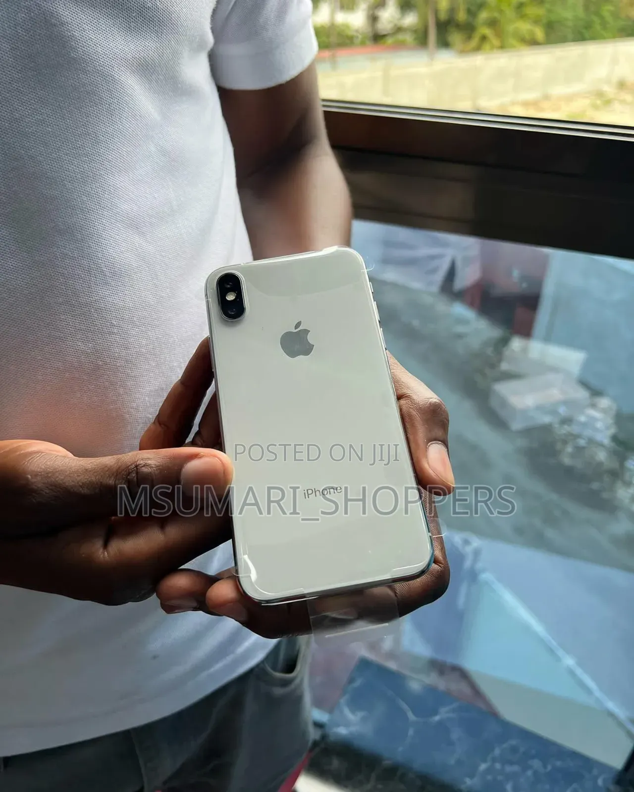 Apple iPhone X 64 GB White