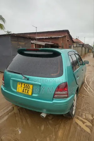 Toyota Starlet 2000 Blue