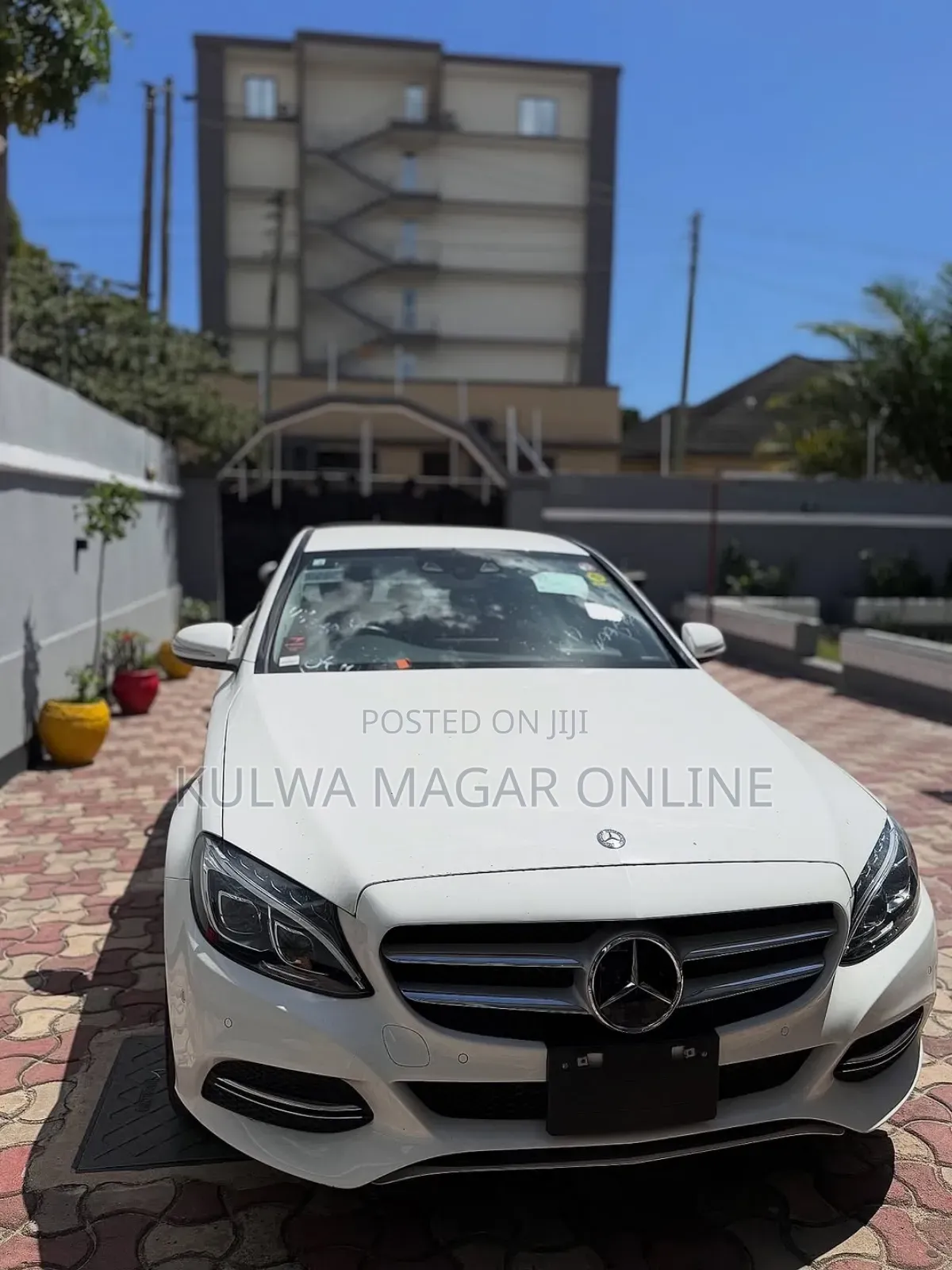 Mercedes-Benz C200 2014 White