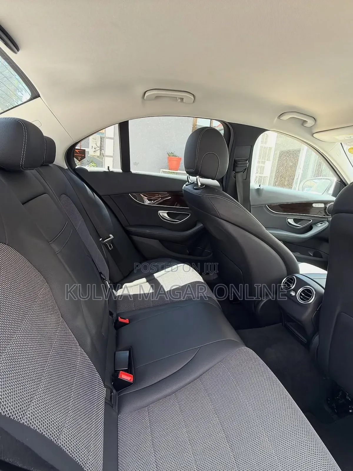 Mercedes-Benz C200 2014 White