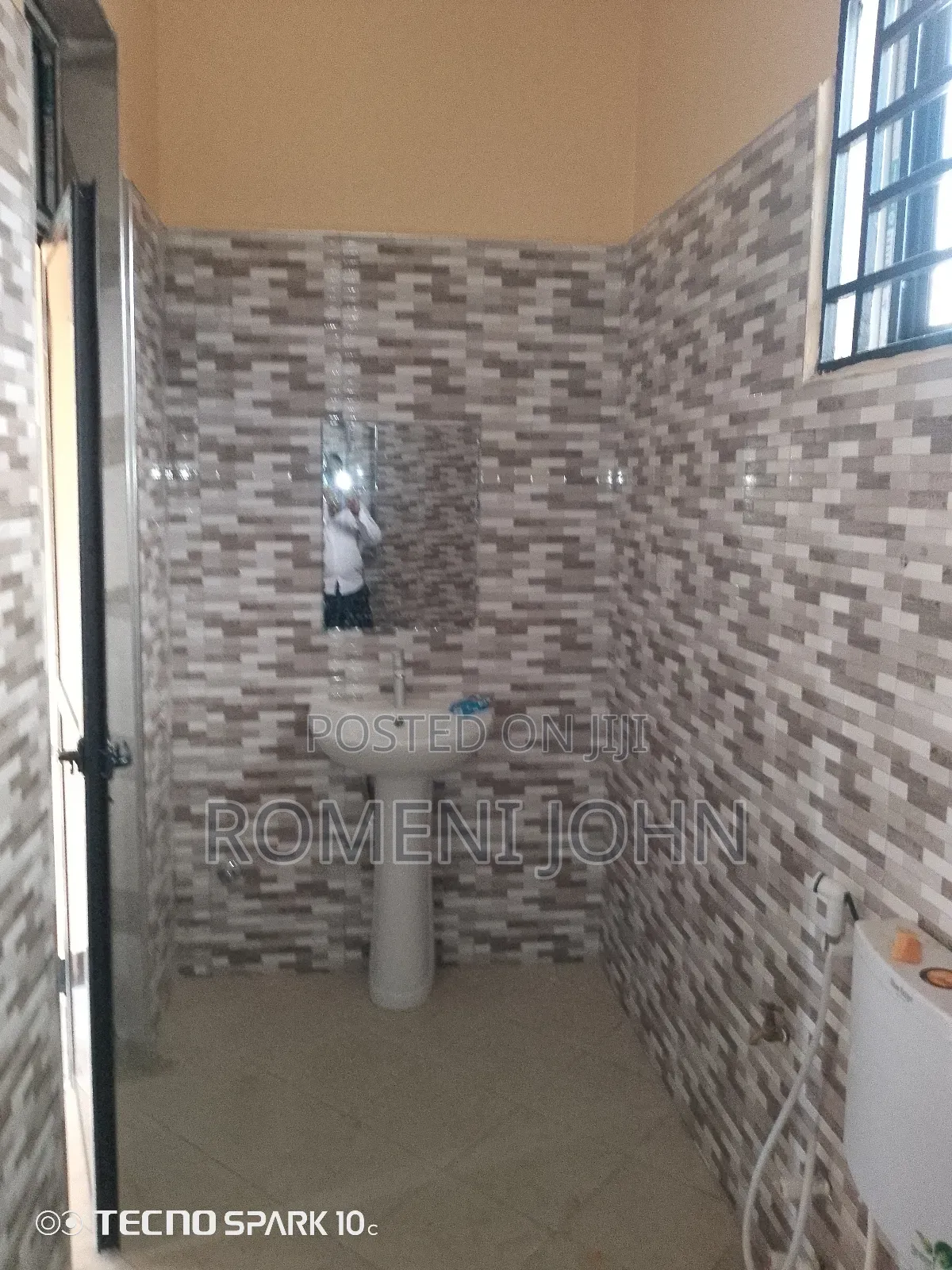 1bdrm Apartment in Tanzania Daresalaam, Ilala for rent