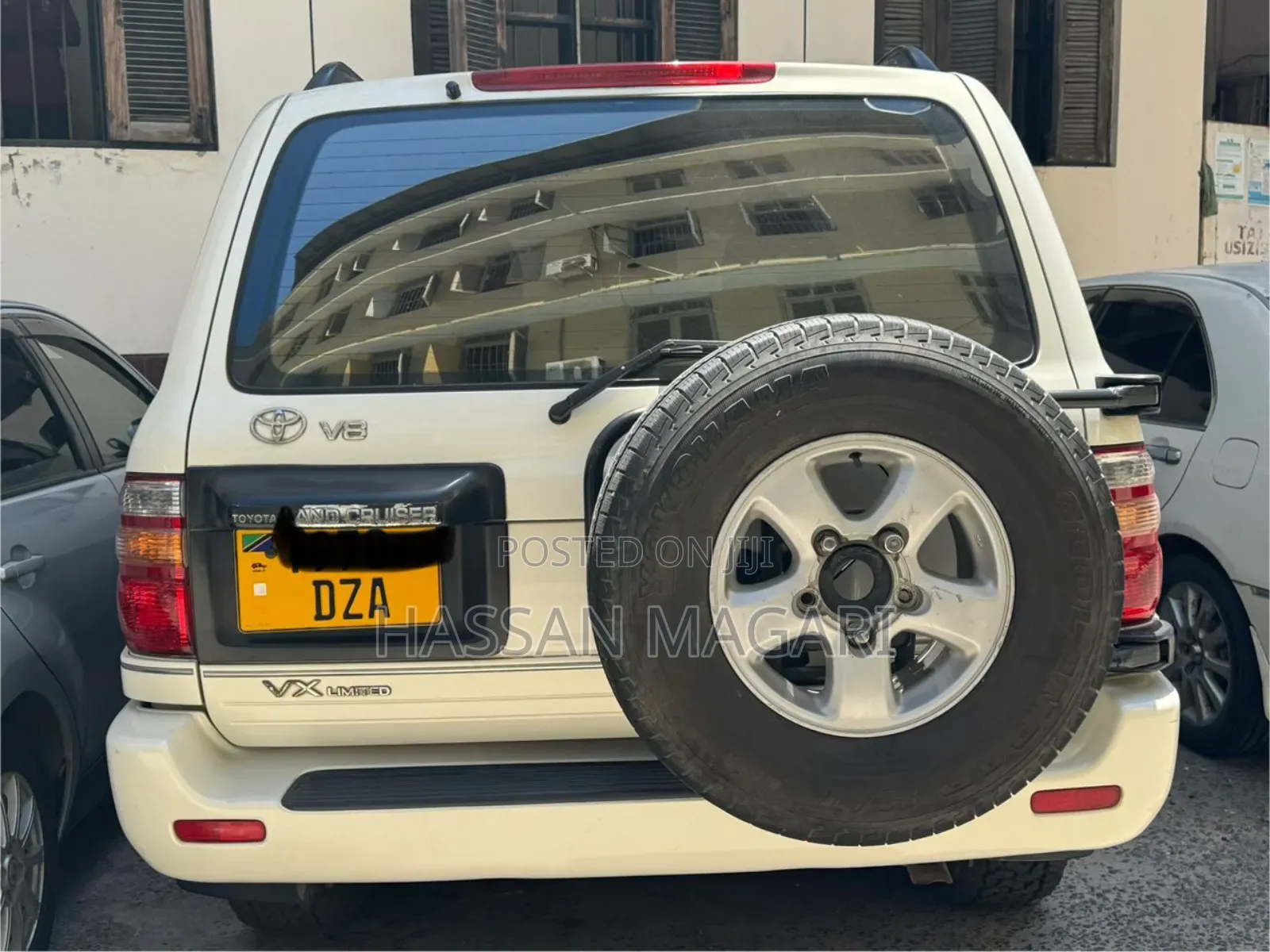 Toyota Land Cruiser 2007 White