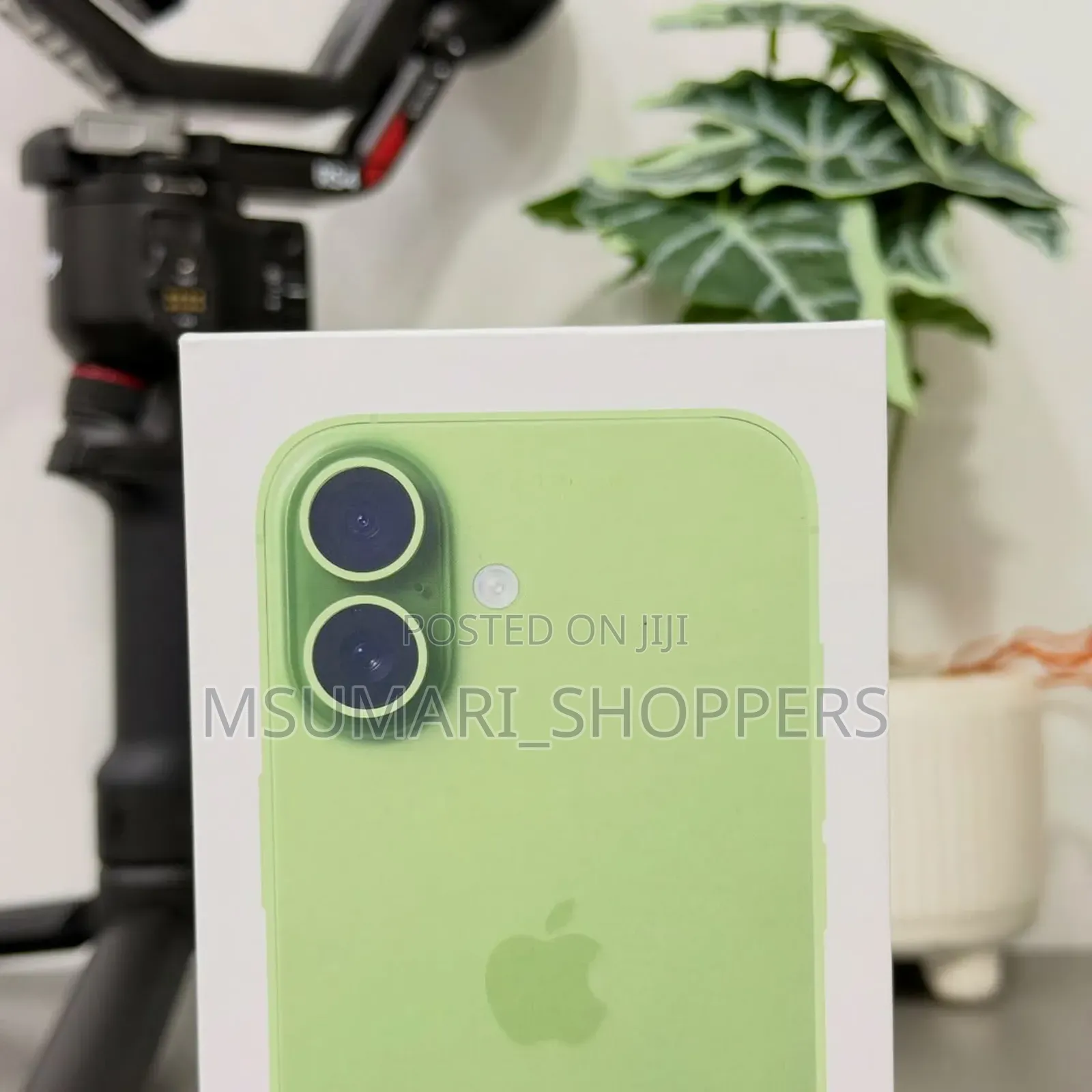 New Apple iPhone 17 256 GB Green
