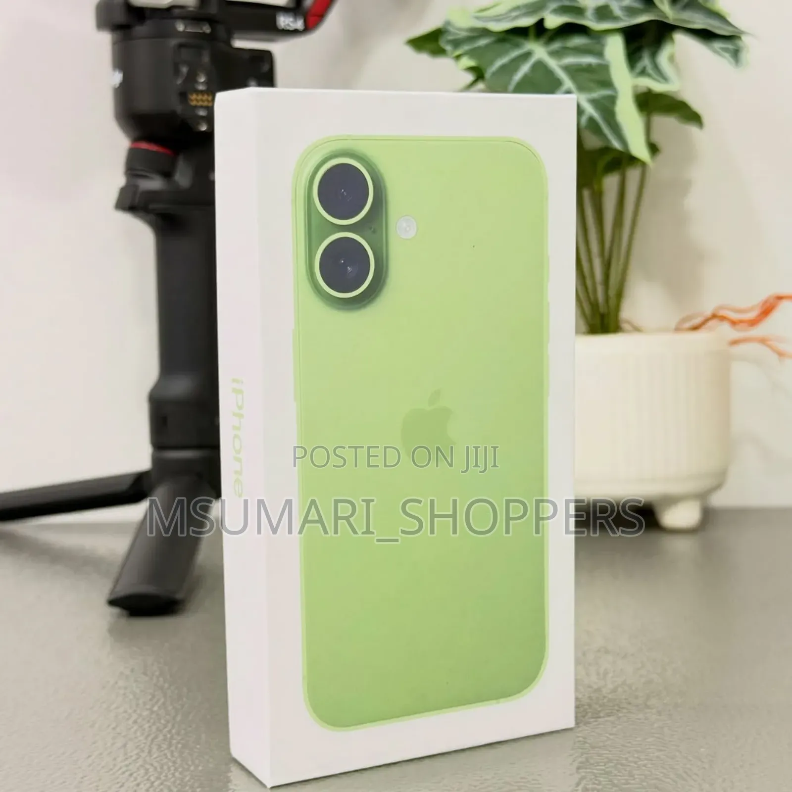 New Apple iPhone 17 256 GB Green