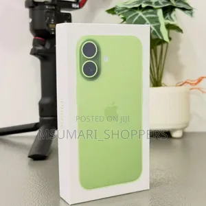 New Apple iPhone 17 256 GB Green