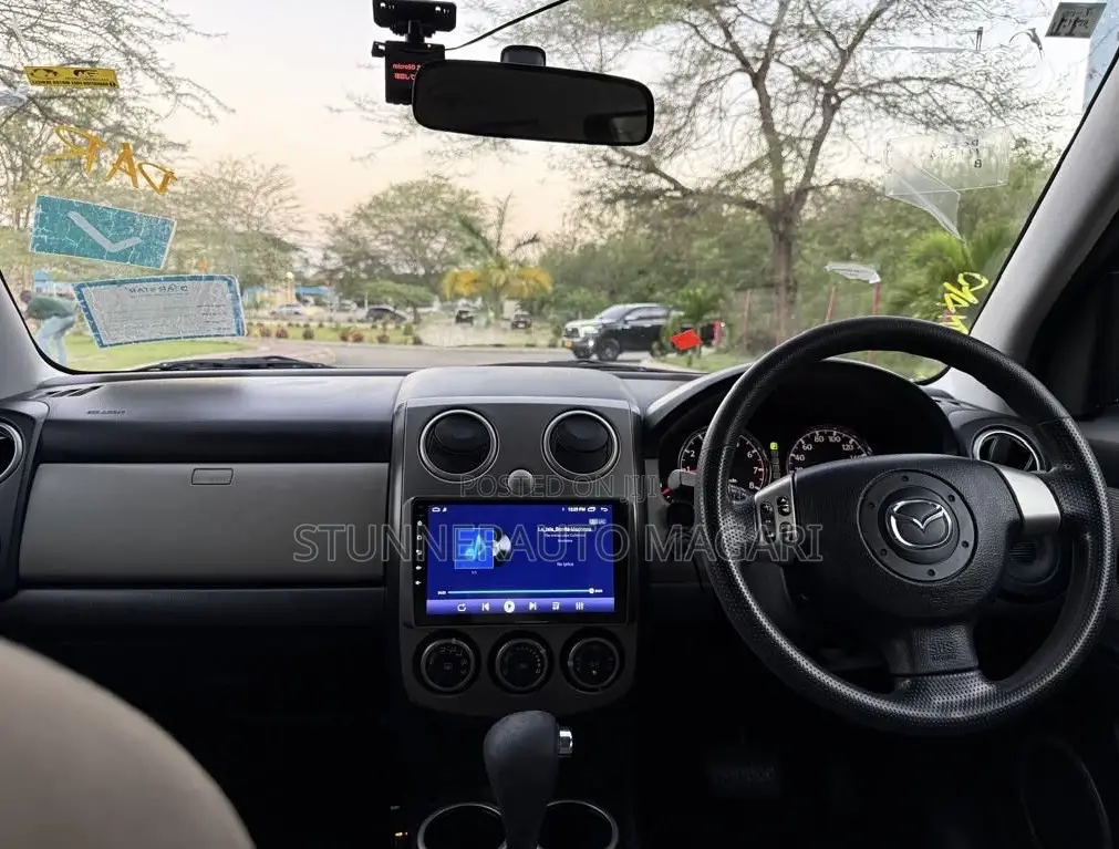 Mazda Verisa 2005 Blue