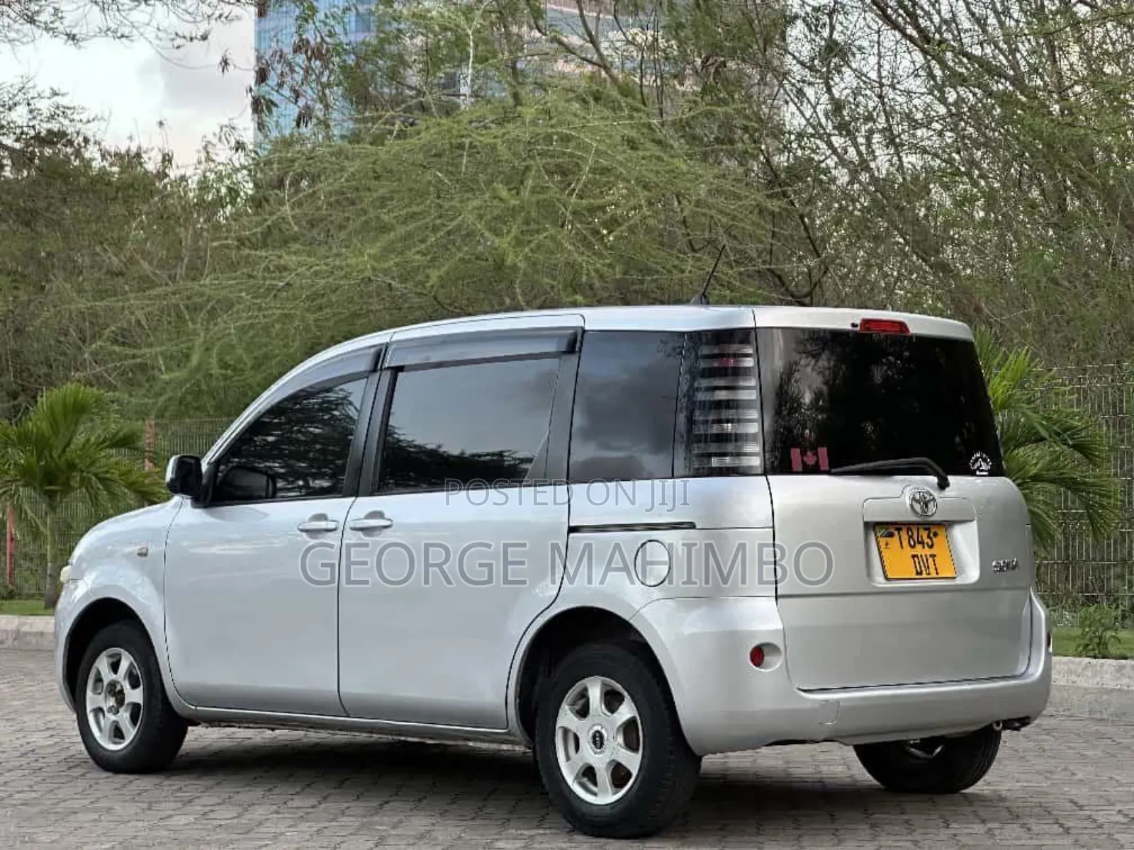 Toyota Sienta 2006 Silver