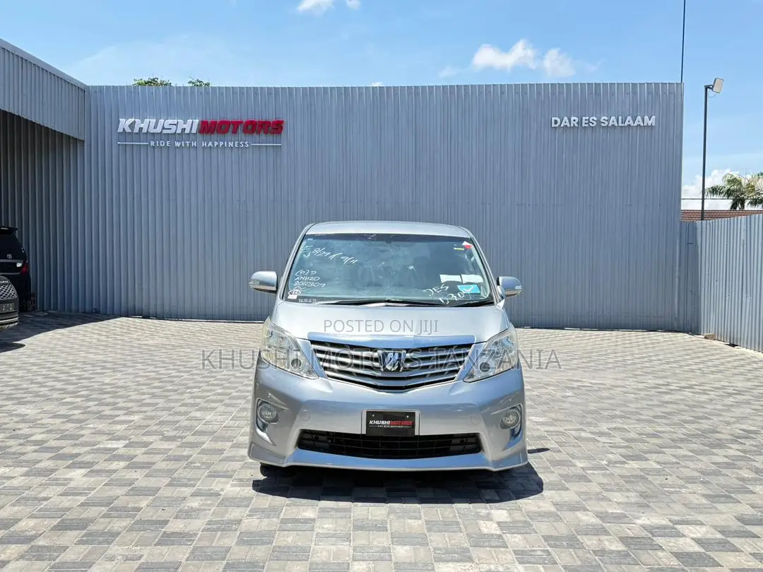 Toyota Alphard 2008 Silver