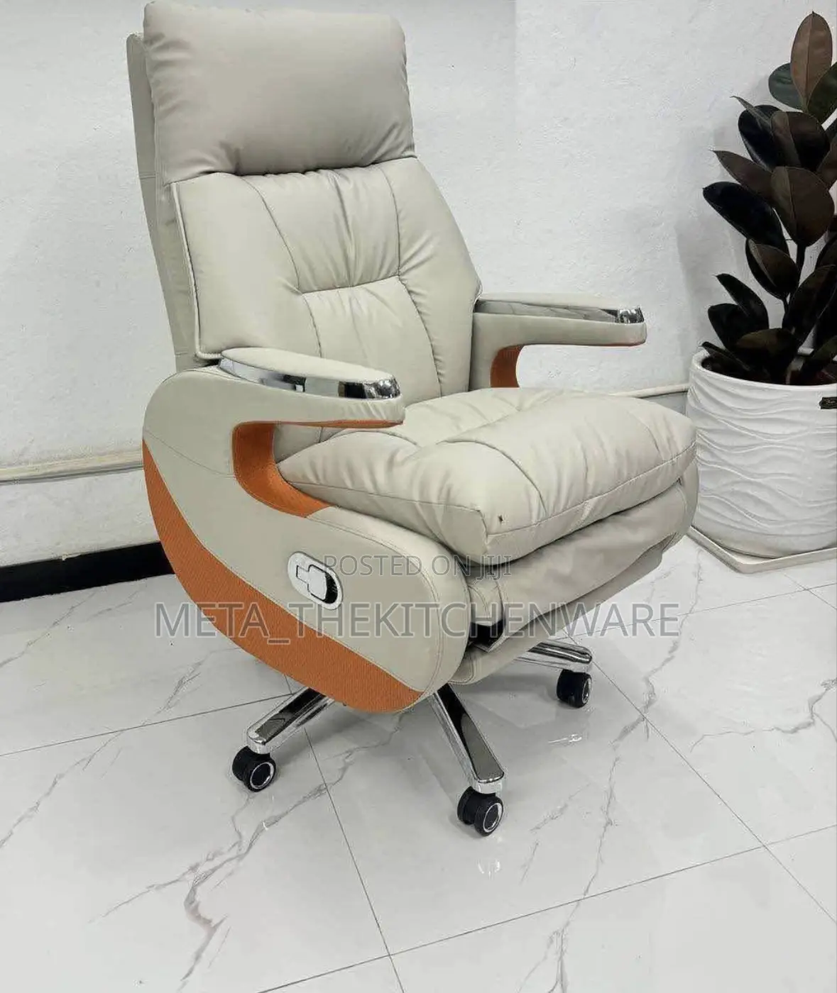 Luxury Recliner Boss Chair With Foot Rest