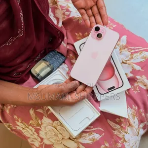 New Apple iPhone 15 256 GB Pink