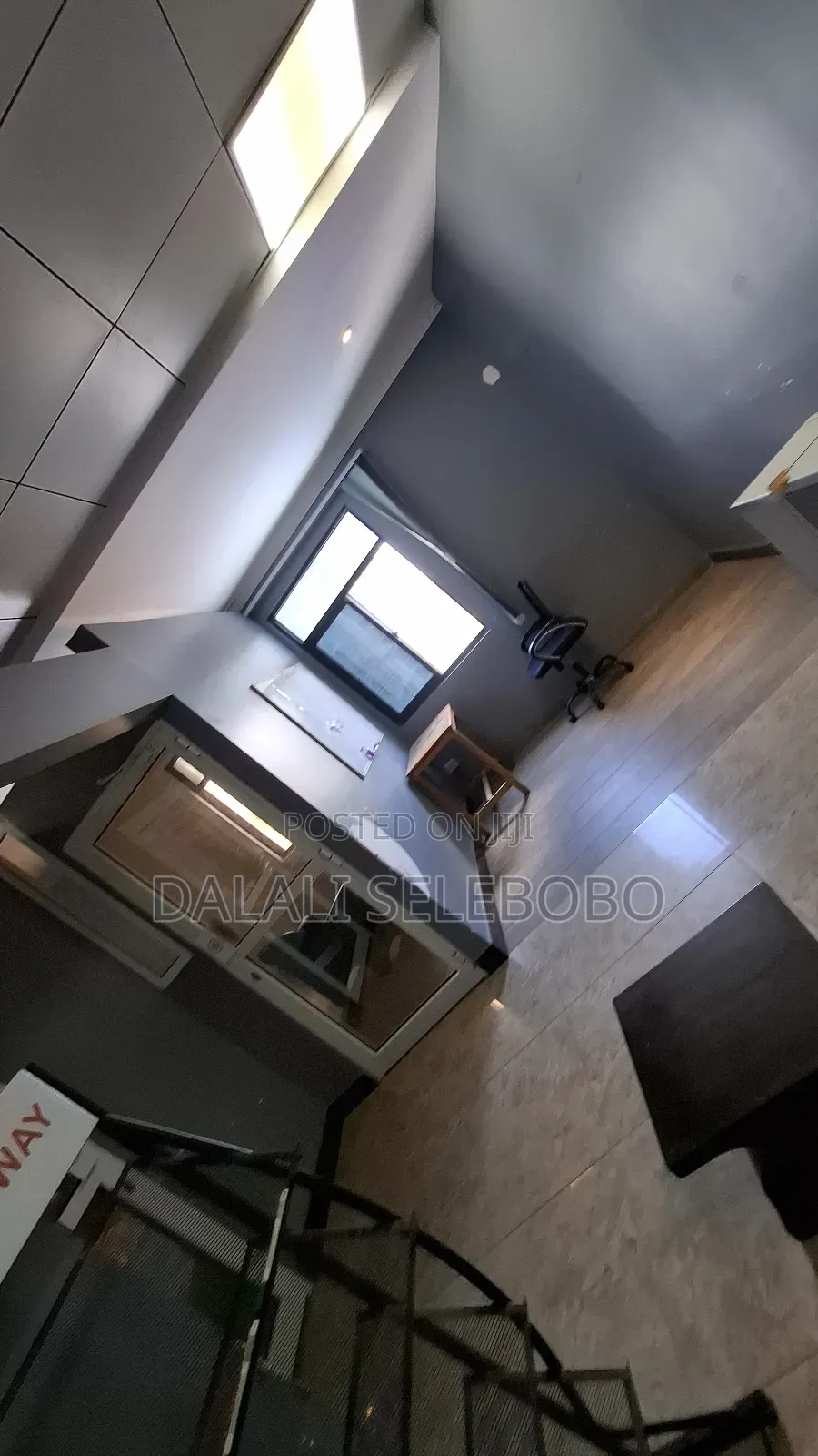 Privatte Office at Mliman Cty Area