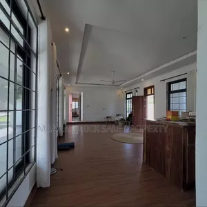 3bdrm House in Goba for sale