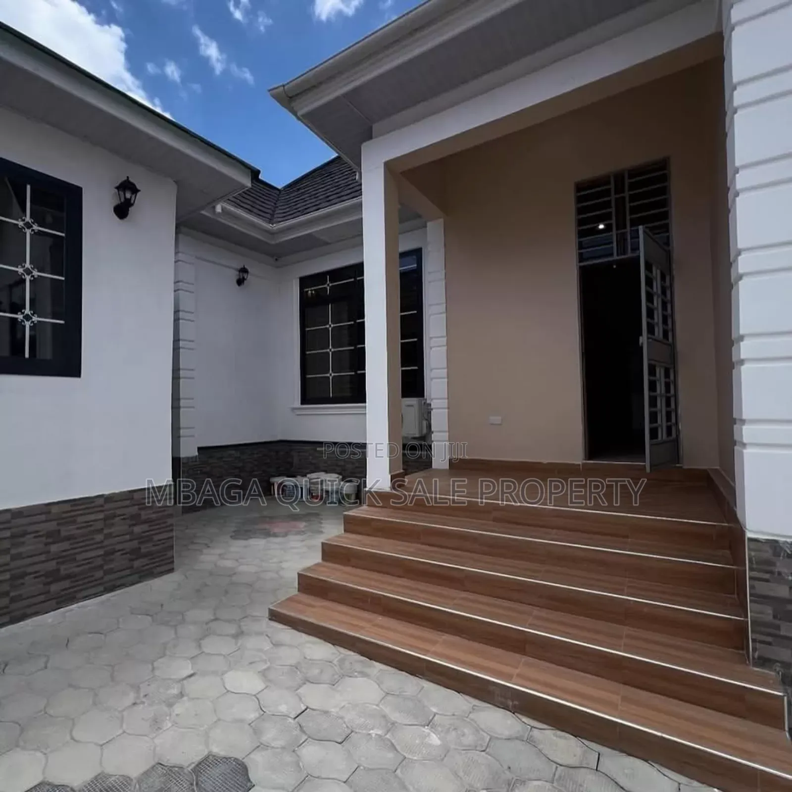 3bdrm House in Goba Centre for sale