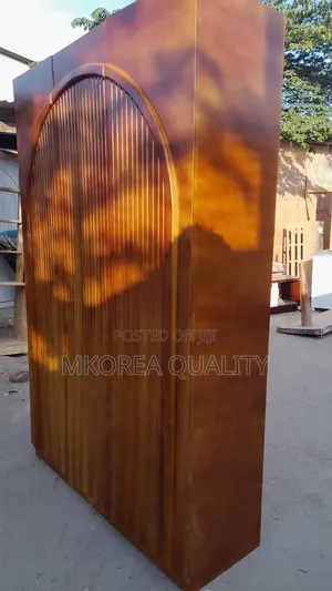 Kabati Languo Milango Mitatu Na Droo Mbili Za Ndanii