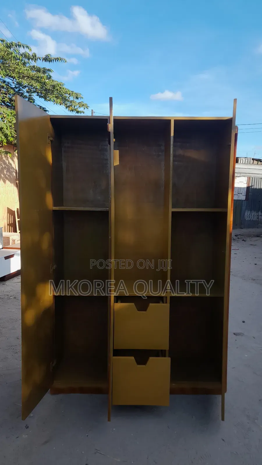 Kabati Languo Milango Mitatu Na Droo Mbili Za Ndanii