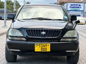 Toyota Harrier 2001 Black