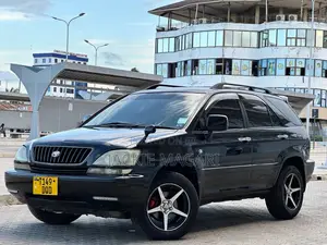 Toyota Harrier 2001 Black